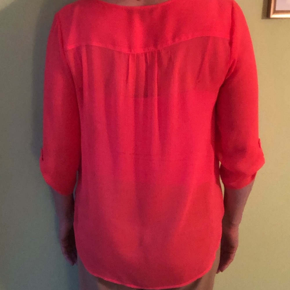 Express Sheer Top - Picture 4 of 5